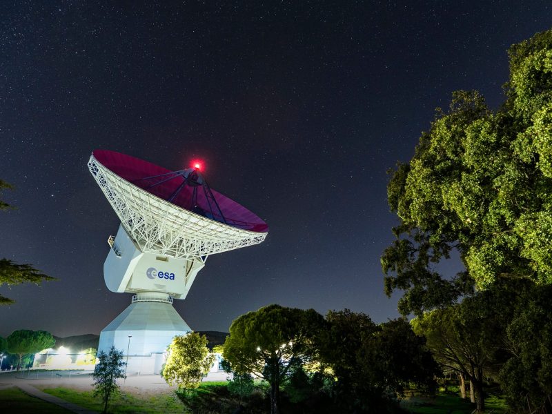 Destino Starlight en Cebreros, antena de la Agencia Espacial Europea DSA2